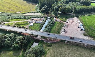 Im Oktober wird die neue Bahnbrücke an die Stelle des alten Bauwerks versetzt.Foto: Verena Freiberg - Verena Freiberg Im Oktober wird die neue Bahnbrücke an die Stelle des alten Bauwerks versetzt.Foto: Verena Freiberg - Verena Freiberg