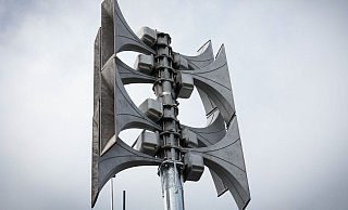 So sehen die modernen, digitalen Sirenen in Bielefeld aus. Die Heuler werden mit Sonnenenergie gespeist. - Dpa So sehen die modernen, digitalen Sirenen in Bielefeld aus. Die Heuler werden mit Sonnenenergie gespeist. - Dpa