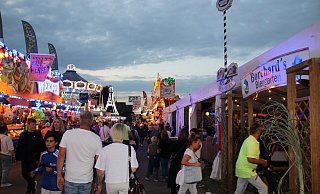 Über 400.000 Besucher sollten nach ersten Schätzungen den Blasheimer Markt dieses Jahr besucht haben. - Felix Schwien Über 400.000 Besucher sollten nach ersten Schätzungen den Blasheimer Markt dieses Jahr besucht haben. - Felix Schwien