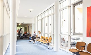 In der Park-Klinik in Bad Hermannsborn werden Long-Covid-Patienten aus ganz Deutschland behandelt. - Dirk Baumbach Fotografie In der Park-Klinik in Bad Hermannsborn werden Long-Covid-Patienten aus ganz Deutschland behandelt. - Dirk Baumbach Fotografie