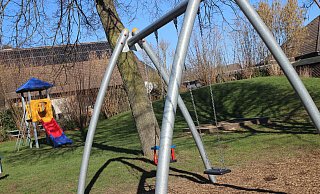 Der Spielplatz Frühlingsweg wird im Winter zum Schlittenfahren genutzt. - Jan-Henrik Gerdener Der Spielplatz Frühlingsweg wird im Winter zum Schlittenfahren genutzt. - Jan-Henrik Gerdener