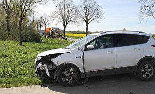 Der Ford Kunga wurde bei dem Unfall schwer beschädigt. - Johannes Büttner Der Ford Kunga wurde bei dem Unfall schwer beschädigt. - Johannes Büttner