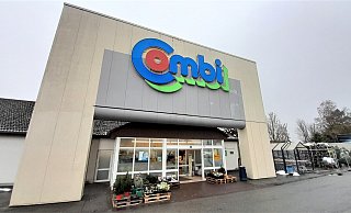Der Combi-Markt an der Warburger Landfurt wurde am Mittwochabend überfallen. - Simone Flörke Der Combi-Markt an der Warburger Landfurt wurde am Mittwochabend überfallen. - Simone Flörke