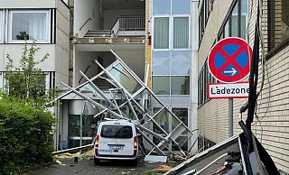 Beim Technischen Rathaus hatte der Tornado Teile der Fassade abgerissen. - Archivfoto: Ralph Meyer Beim Technischen Rathaus hatte der Tornado Teile der Fassade abgerissen. - Archivfoto: Ralph Meyer