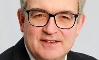Manfred Hilscher ist der neue Chefarzt der Gynäkologie im Herforder Klinikum. - Klinikum Herford Manfred Hilscher ist der neue Chefarzt der Gynäkologie im Herforder Klinikum. - Klinikum Herford