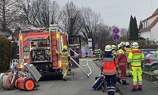 Bewohner eines Hauses an der Schorlemerstraße hatten Gasgeruch wahrgenommen und die Feuerwehr alarmiert. - Marc Schröder Bewohner eines Hauses an der Schorlemerstraße hatten Gasgeruch wahrgenommen und die Feuerwehr alarmiert. - Marc Schröder