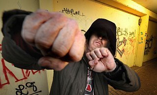 Bei einem Überfall sind die Täter oft gewaltbereit. - Andreas Fruecht Bei einem Überfall sind die Täter oft gewaltbereit. - Andreas Fruecht