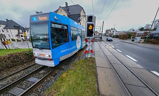 An der Deciusstraße-, Ecke Beckhausstraße ist es in der Vergangenheit wiederholt zu Unfällen mit der Stadtbahn gekommen. - Andreas Zobe/NW An der Deciusstraße-, Ecke Beckhausstraße ist es in der Vergangenheit wiederholt zu Unfällen mit der Stadtbahn gekommen. - Andreas Zobe/NW