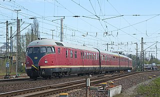 Der legendäre Schnelltriebwagen VT12.5. der ehemaligen Deutschen Bundesbahn kehrt nun als Museumszug zurück – liebevoll auch Eierkopf genannt. Foto: Jürgen Steinhoff - Jürgen Steinhoff Der legendäre Schnelltriebwagen VT12.5. der ehemaligen Deutschen Bundesbahn kehrt nun als Museumszug zurück – liebevoll auch Eierkopf genannt. Foto: Jürgen Steinhoff - Jürgen Steinhoff
