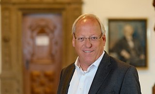 Oberbürgermeister Pit Clausen (SPD) will nicht noch einmal zur Wahl antreten. - Andreas Zobe Oberbürgermeister Pit Clausen (SPD) will nicht noch einmal zur Wahl antreten. - Andreas Zobe