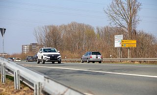 Sowohl in Richtung Lichtenau als auch in Richtung Paderborn soll auf der B 68 demnächst die Geschwindigkeit der Autofahrer gemessen werden. - Niklas Tüns Sowohl in Richtung Lichtenau als auch in Richtung Paderborn soll auf der B 68 demnächst die Geschwindigkeit der Autofahrer gemessen werden. - Niklas Tüns