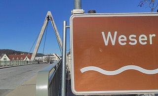Die Weserbrücke in Höxter sorgt bei manch einem Unternehmer bereits für Albträume. - Svenja Ludwig Die Weserbrücke in Höxter sorgt bei manch einem Unternehmer bereits für Albträume. - Svenja Ludwig
