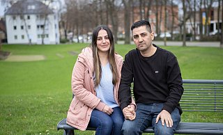 Kurdwin Yousif und Ahmed Haji Saeed haben vor dem Verwaltungsgericht geklagt und Recht bekommen. - Niklas Tüns Kurdwin Yousif und Ahmed Haji Saeed haben vor dem Verwaltungsgericht geklagt und Recht bekommen. - Niklas Tüns