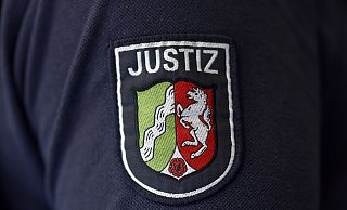 Im Zweifel für den Angeklagten, hieß es jetzt vor dem Landgericht Bielefeld. - picture alliance / Panama Pictures Im Zweifel für den Angeklagten, hieß es jetzt vor dem Landgericht Bielefeld. - picture alliance / Panama Pictures