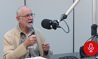 Pater Lohre aus Hövelhof lebte mehr als 30 Jahre in Afrika. 2022 wurde er in Mali von Islamisten entführt. Im NW-Podcast erzählt er seine bewegende Geschichte. - Jan-Philipp Adams Pater Lohre aus Hövelhof lebte mehr als 30 Jahre in Afrika. 2022 wurde er in Mali von Islamisten entführt. Im NW-Podcast erzählt er seine bewegende Geschichte. - Jan-Philipp Adams