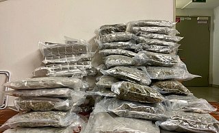Die Ermittlungskommission Höfe beschlagnahmte 135 Kilo Marihuana und Haschisch. - Polizei Bielefeld Die Ermittlungskommission Höfe beschlagnahmte 135 Kilo Marihuana und Haschisch. - Polizei Bielefeld