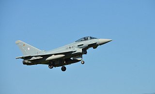 Zwei Eurojets haben für Explosionsgeräusche gesorgt. - Pixabay Zwei Eurojets haben für Explosionsgeräusche gesorgt. - Pixabay