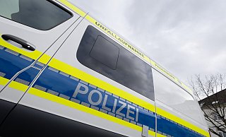 Die Polizei rückte am Dienstag zu einem Verkehrsunfall mit vier beteiligten Fahrzeugen aus. - Niklas Tüns Die Polizei rückte am Dienstag zu einem Verkehrsunfall mit vier beteiligten Fahrzeugen aus. - Niklas Tüns