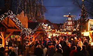 Dieses Archivfoto zeigt den Bad Salzufler Weihnachtstraum 2018. - Archivfoto: LZ Dieses Archivfoto zeigt den Bad Salzufler Weihnachtstraum 2018. - Archivfoto: LZ