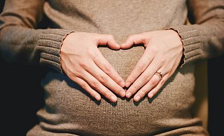 Die Familie erwartet bald ihr erstes Kind. - Symolbild: Pixabay Die Familie erwartet bald ihr erstes Kind. - Symolbild: Pixabay