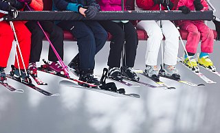 In vier Skigebieten im Sauerland sollen in den kommenden Tagen zehn bis 15 Skilifte betrieben werden. - Friso Gentsch/dpa In vier Skigebieten im Sauerland sollen in den kommenden Tagen zehn bis 15 Skilifte betrieben werden. - Friso Gentsch/dpa