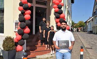 Göksu Öztürk führt den Gastronomiebetrieb an der Kaiserstraße 7 im Zentrum Borgholzhausens weiter. - Ekkehard Hufendiek Göksu Öztürk führt den Gastronomiebetrieb an der Kaiserstraße 7 im Zentrum Borgholzhausens weiter. - Ekkehard Hufendiek