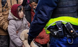 Geflüchtet aus der Ukraine, in Deutschland nun im Kita- und Schulwesen: Kinder wie dieses sind es, die für Nürnberger "Chance und Herausforderung" sind. - epd-bild / Frank Schultze/Zeitenspiegel Geflüchtet aus der Ukraine, in Deutschland nun im Kita- und Schulwesen: Kinder wie dieses sind es, die für Nürnberger "Chance und Herausforderung" sind. - epd-bild / Frank Schultze/Zeitenspiegel