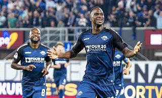Ilyas Ansah jubelt nach dem 2:1 für den SC Paderborn. - dpa/David Inderlied Ilyas Ansah jubelt nach dem 2:1 für den SC Paderborn. - dpa/David Inderlied