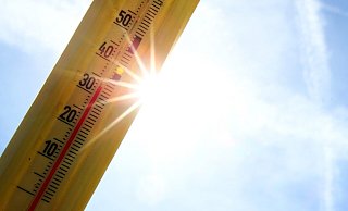 In den kommenden Tagen wird es besonders heiß in Ostwestfalen-Lippe. - picture alliance / Eibner-Pressefoto In den kommenden Tagen wird es besonders heiß in Ostwestfalen-Lippe. - picture alliance / Eibner-Pressefoto