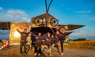 Das Tiny-Haus in Form eines Schmetterlings wird mit Sonnenenergie gespeist. - Solar Butterfly Das Tiny-Haus in Form eines Schmetterlings wird mit Sonnenenergie gespeist. - Solar Butterfly