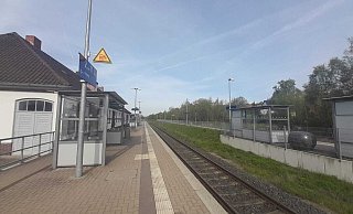 In der Nähe der Gleise im Bereich des Bahnhofs wurde der Mann gefunden. Die Ermittler gehen von einem Unglücksfall aus. - Simone Flörke In der Nähe der Gleise im Bereich des Bahnhofs wurde der Mann gefunden. Die Ermittler gehen von einem Unglücksfall aus. - Simone Flörke