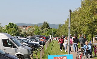 Der Parkplatz der Aqua Magica war am Vatertag gut gefüllt. - Ulf Hanke Der Parkplatz der Aqua Magica war am Vatertag gut gefüllt. - Ulf Hanke