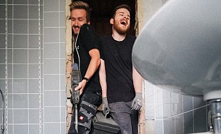 Durchbruch auf Instagram: Noah (links) und Louis Sprock bauen ein Haus um - und zeigen das im Internet. - Privat Durchbruch auf Instagram: Noah (links) und Louis Sprock bauen ein Haus um - und zeigen das im Internet. - Privat