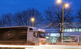 An der Wilfried-Finke-Allee in Paderborn ist ein komplett beladener Lastzug gestohlen worden. - (Symbolbild) Pixabay/webandi An der Wilfried-Finke-Allee in Paderborn ist ein komplett beladener Lastzug gestohlen worden. - (Symbolbild) Pixabay/webandi