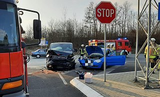 Schon wieder gab es einen Unfall an der Kreuzung des Autobahnzubringers 44 und der Bundesstraße 252. - Dieter Scholz Schon wieder gab es einen Unfall an der Kreuzung des Autobahnzubringers 44 und der Bundesstraße 252. - Dieter Scholz