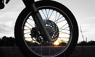 In Rahden hat sich ein Unfall mit einem Motorrad ereignet. - Symbolbild: Pixabay/eliasbuty In Rahden hat sich ein Unfall mit einem Motorrad ereignet. - Symbolbild: Pixabay/eliasbuty