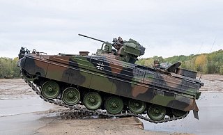 Ein Schützenpanzer Marder, aufgenommen 2019. - imago images/Chris Emil Janßen Ein Schützenpanzer Marder, aufgenommen 2019. - imago images/Chris Emil Janßen