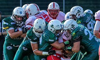Die Bielefeld Bulldogs wollen in der kommenden Regionalliga-Saison wieder zu- und eingreifen. - Foto: Andreas Zobe/NW Die Bielefeld Bulldogs wollen in der kommenden Regionalliga-Saison wieder zu- und eingreifen. - Foto: Andreas Zobe/NW