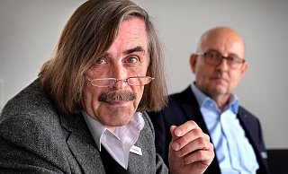 Bürgermeister Norbert Morkes sieht sich in der Causa um das Gütersloher Stadtmarketing neuen Vorwürfen ausgesetzt. - Andreas Frücht Bürgermeister Norbert Morkes sieht sich in der Causa um das Gütersloher Stadtmarketing neuen Vorwürfen ausgesetzt. - Andreas Frücht