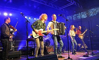 Die Band "Von Weiden" darf in diesem Jahr auf der Bühne nicht fehlen. Ihnen folgen weitere überregionale Musik-Acts. - STEFANIE BOSS Die Band "Von Weiden" darf in diesem Jahr auf der Bühne nicht fehlen. Ihnen folgen weitere überregionale Musik-Acts. - STEFANIE BOSS