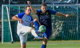 Marijo Pavlovic (r.), im Spiel gegen den TuS Quelle, hat in dieser Saison für Heepen schon 14 Mal getroffen. - Andreas Zobe Marijo Pavlovic (r.), im Spiel gegen den TuS Quelle, hat in dieser Saison für Heepen schon 14 Mal getroffen. - Andreas Zobe