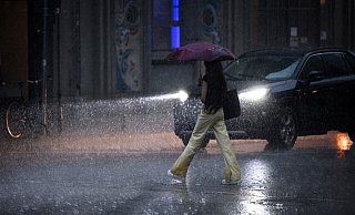Ist das schon der Sommer 2024? Ja, sagen Meteorologen. Die Sommermonate seien immer schon durch anhaltende Regenphasen geprägt gewesen. - (c) Copyright 2024, dpa (www.dpa.de). Alle Rechte vorbehalten Ist das schon der Sommer 2024? Ja, sagen Meteorologen. Die Sommermonate seien immer schon durch anhaltende Regenphasen geprägt gewesen. - (c) Copyright 2024, dpa (www.dpa.de). Alle Rechte vorbehalten