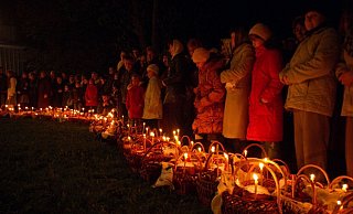 Die Osterkörbe mit Eiern, Osterkuchen und anderen Speisen werden Ostersamstag nach Mitternacht gesegnet. - Privat Die Osterkörbe mit Eiern, Osterkuchen und anderen Speisen werden Ostersamstag nach Mitternacht gesegnet. - Privat