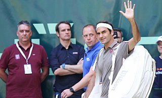 Roger Federer, der seine Tennis-Karriere 2022 beendet hat, kehrt am Mittwoch nach Halle zurück. An den Ort, wo er immer sehr gerne gespielt und zehn Titel gewonnen hat. - Sarah Jonek Roger Federer, der seine Tennis-Karriere 2022 beendet hat, kehrt am Mittwoch nach Halle zurück. An den Ort, wo er immer sehr gerne gespielt und zehn Titel gewonnen hat. - Sarah Jonek