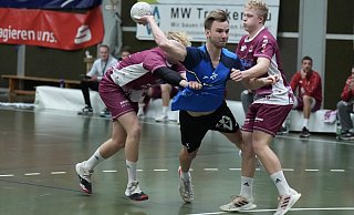 Felix Weeke und der TuS Brake wollen ihre gute Position in Veltheim bei der HSG Porta weiter verbessern. - Peter Unger Felix Weeke und der TuS Brake wollen ihre gute Position in Veltheim bei der HSG Porta weiter verbessern. - Peter Unger