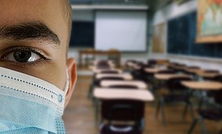 Auch in Schulen kann die Maskenpflicht zurückkommen. - Symbolbild: Pixabay Auch in Schulen kann die Maskenpflicht zurückkommen. - Symbolbild: Pixabay