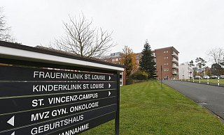 Auch die St. Louise Kinderklinik in Paderborn wird derzeit wie viele andere Krankenhäuser von einer massiven Infektionswelle getroffen. - Lena Henning Auch die St. Louise Kinderklinik in Paderborn wird derzeit wie viele andere Krankenhäuser von einer massiven Infektionswelle getroffen. - Lena Henning