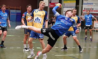 Die Handballer des TuS Brake und sein Kreisläufer Rene Lorge werden in der nächsten Saison in der Oberliga antreten. - Peter Unger Die Handballer des TuS Brake und sein Kreisläufer Rene Lorge werden in der nächsten Saison in der Oberliga antreten. - Peter Unger