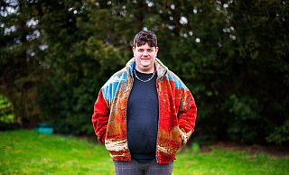 Ein Grund, den ESC zu gucken, ist der deutsche Teilnehmer: Isaak Guderian stammt aus OWL. - picture alliance / Noah Wedel | Noah Wedel Ein Grund, den ESC zu gucken, ist der deutsche Teilnehmer: Isaak Guderian stammt aus OWL. - picture alliance / Noah Wedel | Noah Wedel