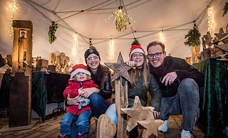 Der Adventsmarkt lädt zum Weihnachtsbummel in die Innenstadt ein. - Bad Driburger Touristik GmbH/Daniel Winkler Der Adventsmarkt lädt zum Weihnachtsbummel in die Innenstadt ein. - Bad Driburger Touristik GmbH/Daniel Winkler